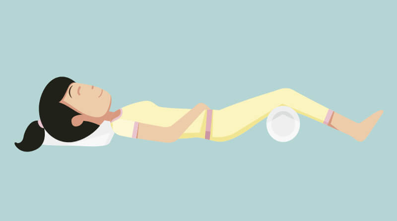 Ilustración de mujer durmiendo boca arriba sobre una almohada soñare.