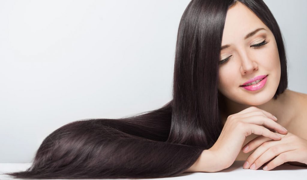 Mujer con cabello largo