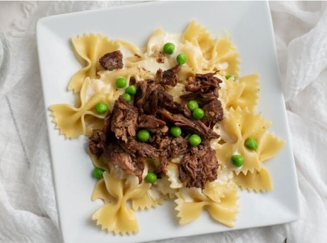 Black Rock Pasta Farfalle con puntas de carne