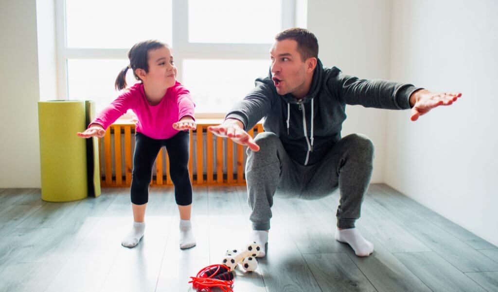 Sentadillas con hijos